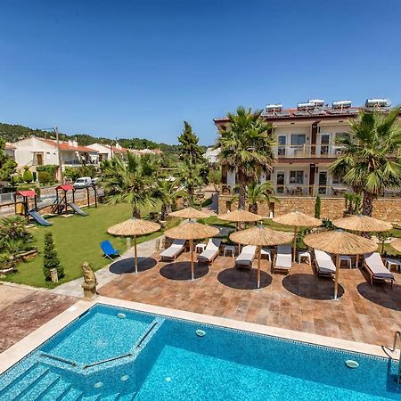 Halkidiki Greek Pride Ηotel And Apartments Skála Foúrkas Exterior foto